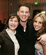 Filename=002.jpg
Filesize=1256KiB
Dimensions=2000x1547
Date added=Jul 13, 2020 002.jpg