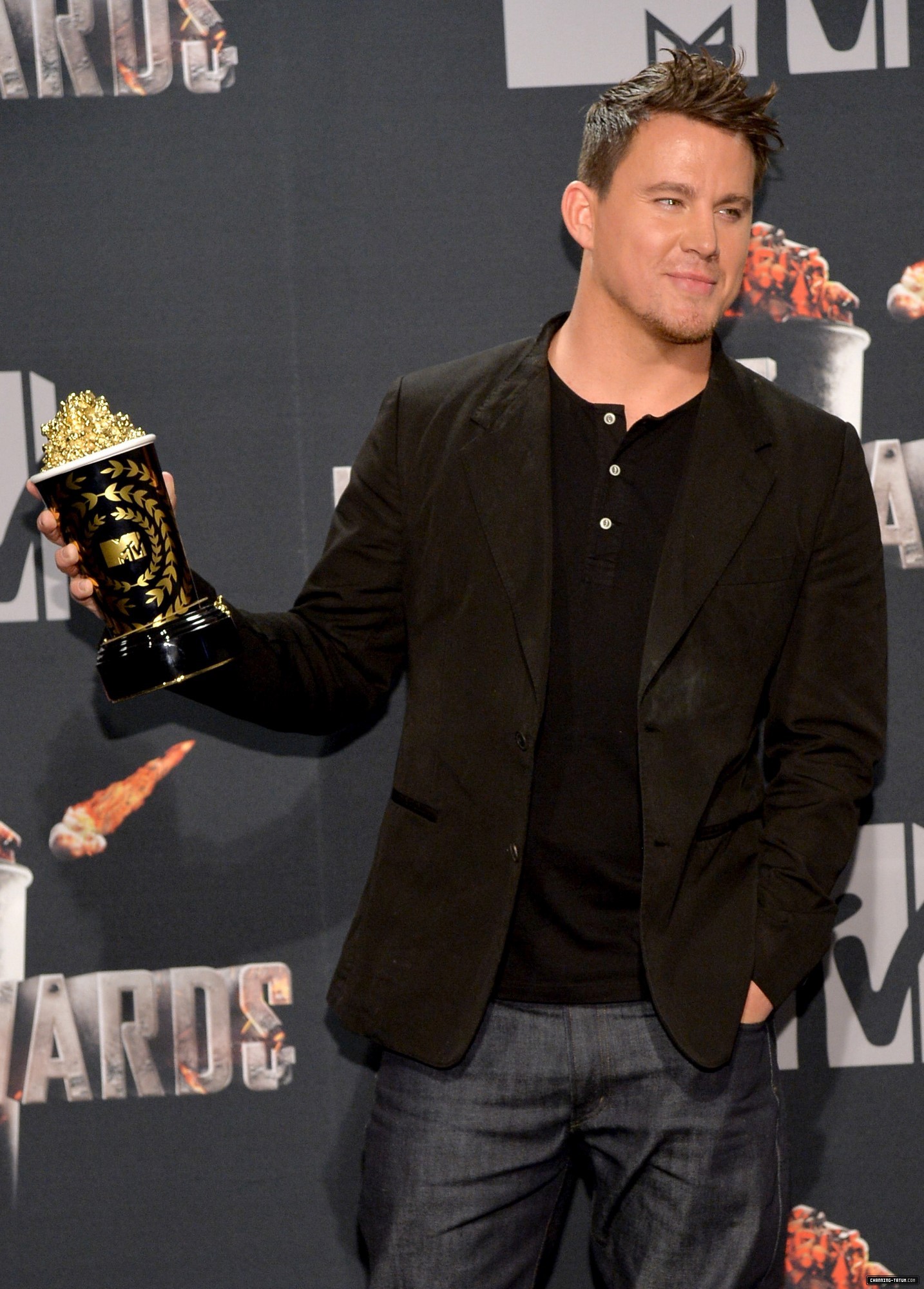 163.jpg