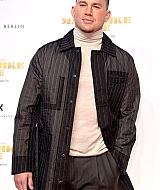Filename=016.jpg
Filesize=231KiB
Dimensions=1330x2000
Date added=Sep 05, 2020 016.jpg